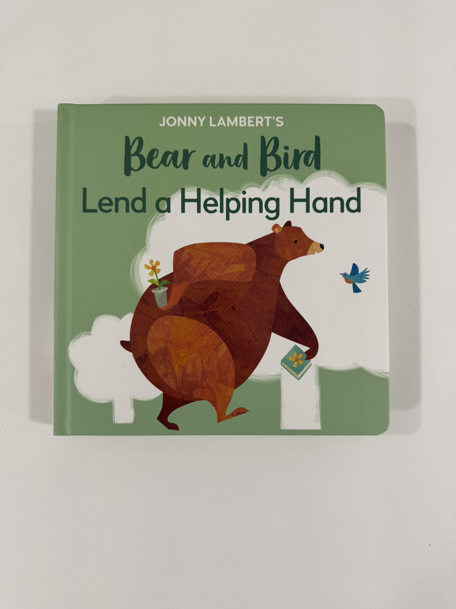 Jonny Lambert's Bear and Bird: Lend a Helping Hand - Board book for kids & Toddlers