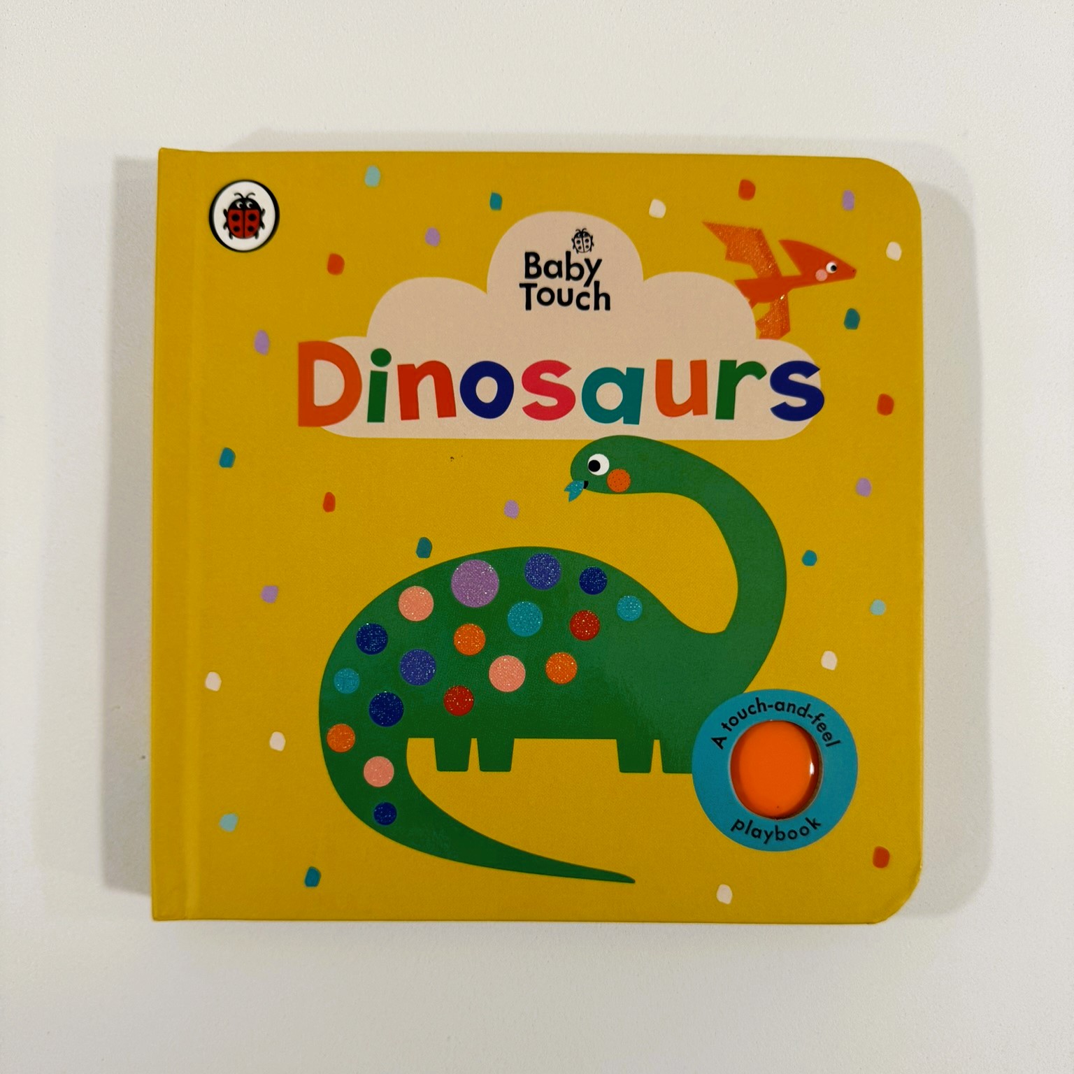 Baby Touch: (Dinosaurs) - Board book for kids & Toddlers